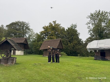 Med snemanjem videa (7)